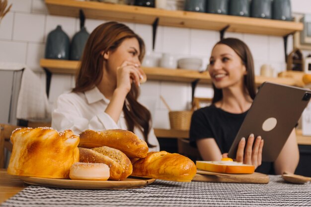 Czy można sprzedawać ciasta pieczone w domu?