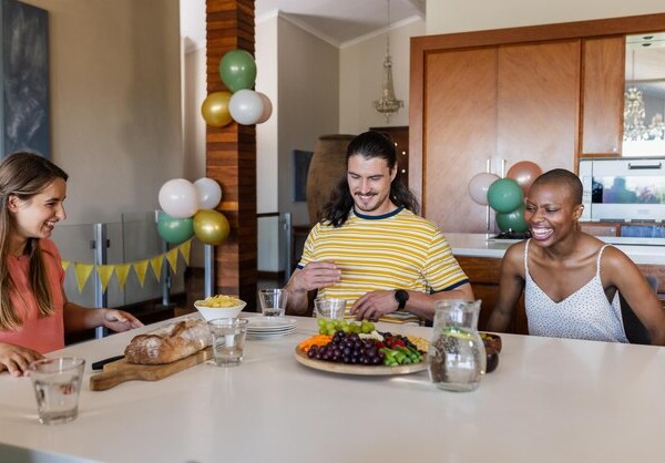 Urodziny w domu co do jedzenia sprawdzi się najlepiej?