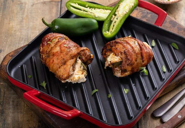 Jak zamarynować pierś na grilla z kurczaka żeby była soczysta i aromatyczna?