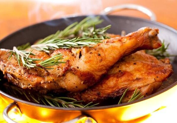 Jak przyrządzić udka w piekarniku aby były soczyste?