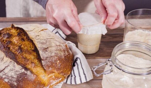 Jak się robi placek drożdżowy w domowych warunkach?