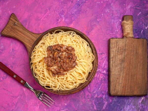 Czym doprawić mięso do spaghetti żeby zachwyciło smakiem?