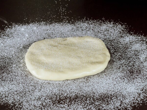 Ile drożdży na kg mąki pizza to właściwa proporcja?