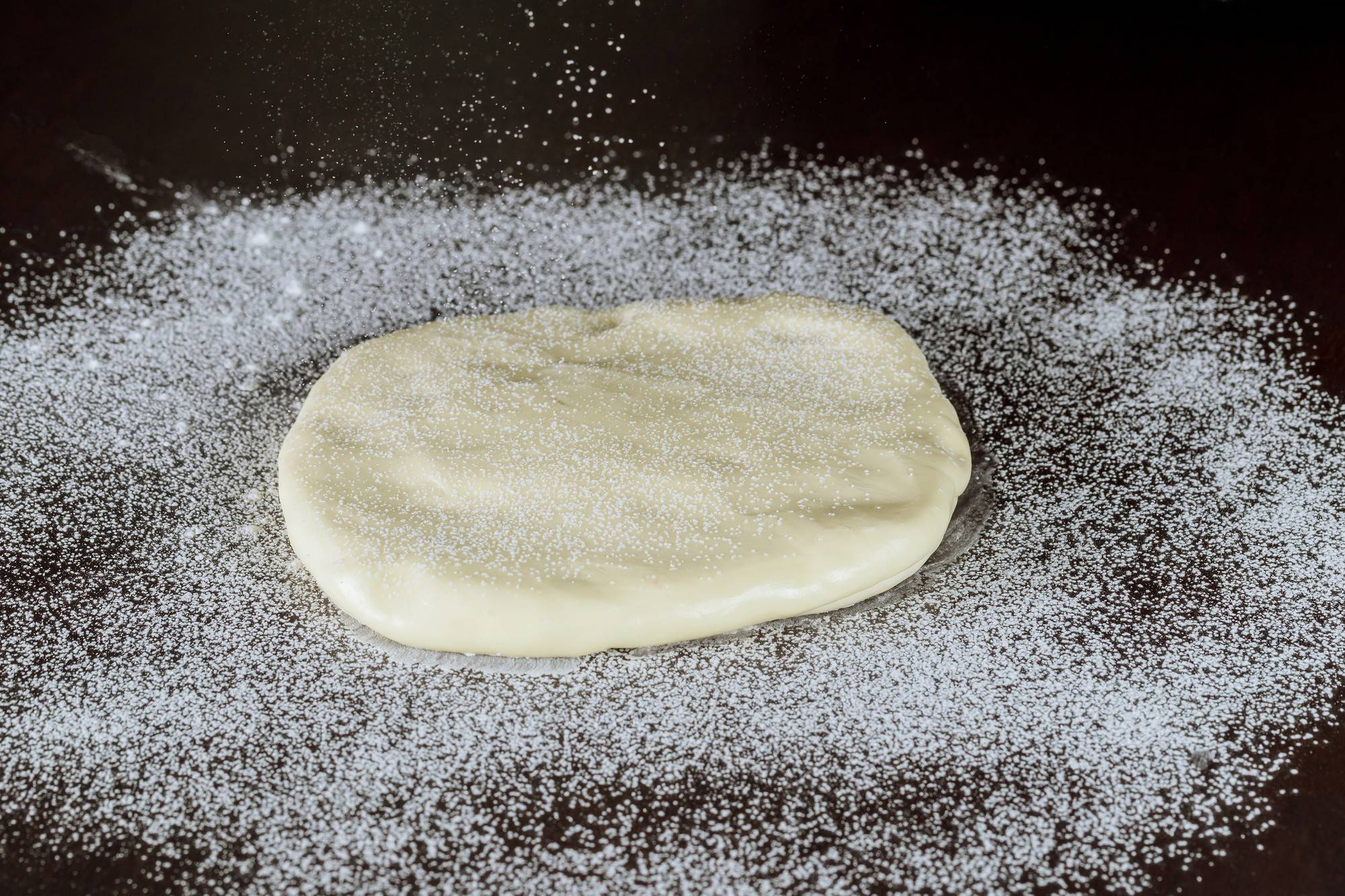 Ile drożdży na kg mąki pizza to właściwa proporcja?