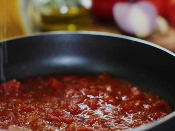 Jak robimy spaghetti we własnej kuchni?